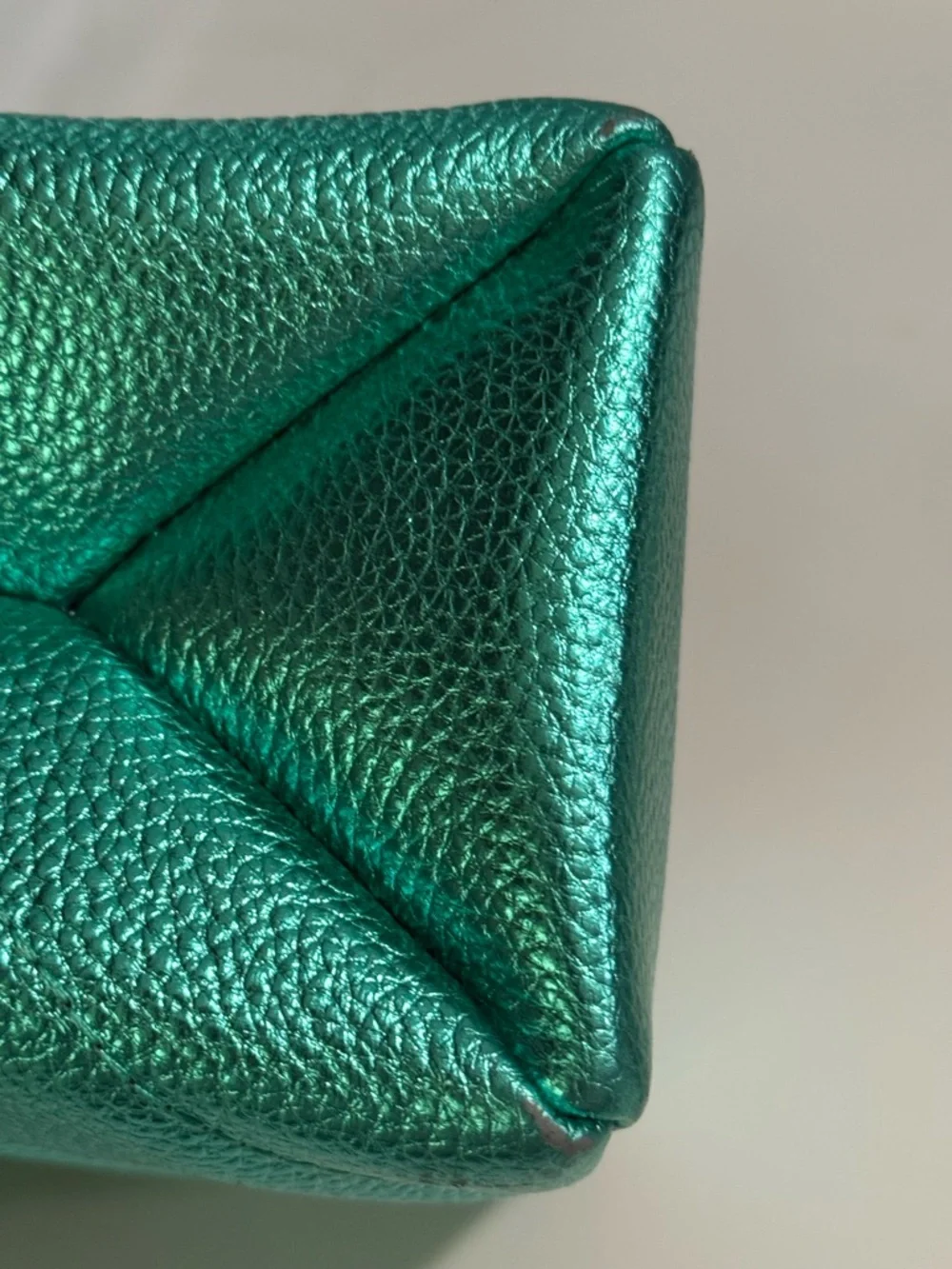 💥Kurt Geiger London Kensington Drench💥 NWT! Metallic Green - Picture 7 of 12